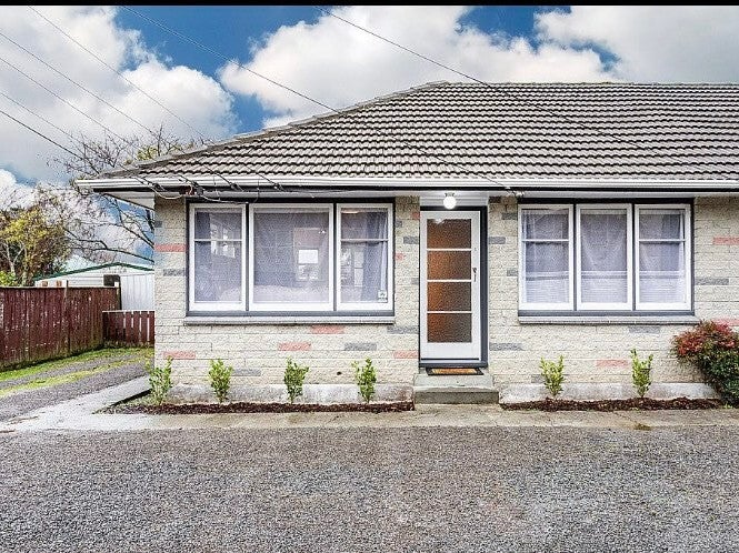 1/14A Wilford Street, Wallaceville, Upper Hutt - Carousel 1