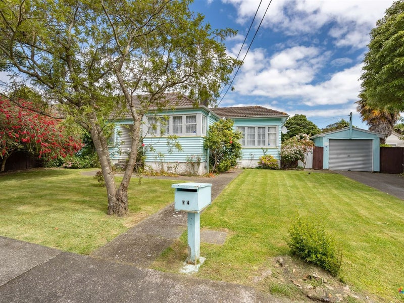 74 Durham Crescent, Fairfield, Lower Hutt - Carousel 1