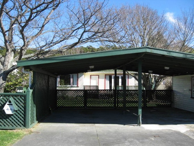 44 Dover Road, Wainuiomata, Lower Hutt - Carousel 1