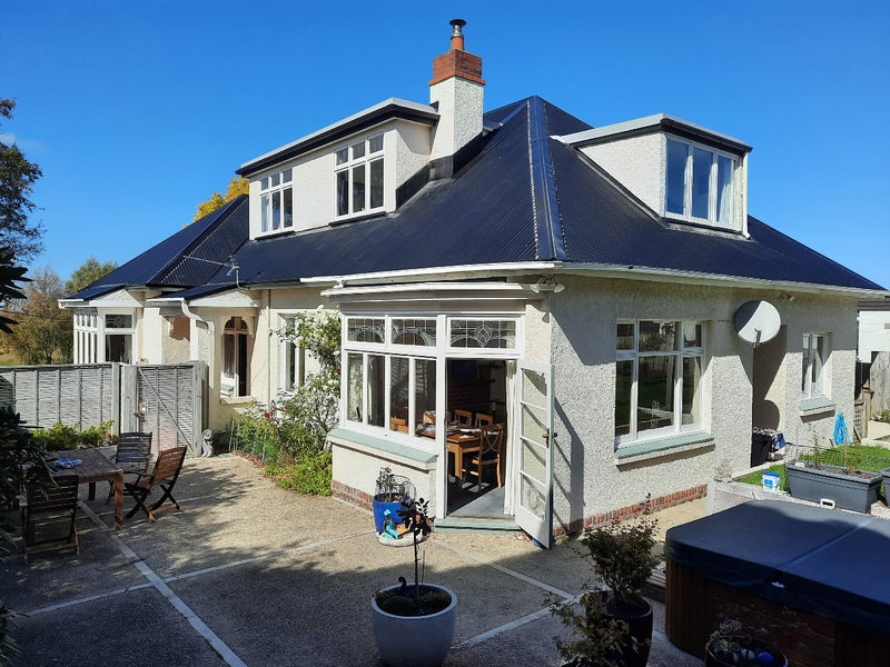 16 Lawson Street, Roslyn, Dunedin - Carousel 1