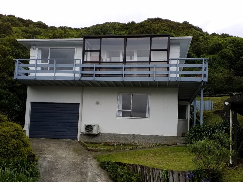 17 Ngarimu Grove, Ngaio, Wellington - Carousel 1