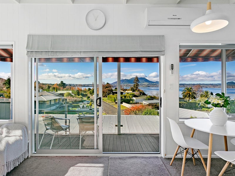 2/22 Alberta Street, Acacia Bay, Taupo - Carousel 1