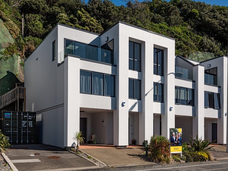 7/148 Evans Bay Parade, Roseneath, Wellington - Carousel 1