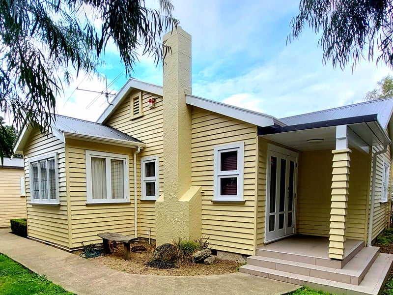 3 Wainui Road, Waiwhetu, Lower Hutt - Carousel 1