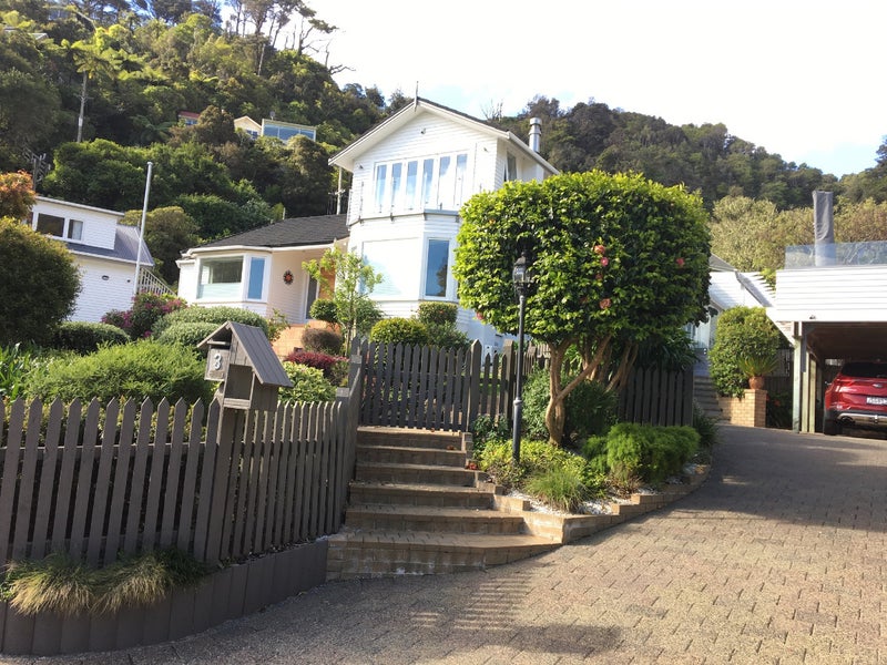 3 Kotari Road, Days Bay, Lower Hutt - Carousel 1