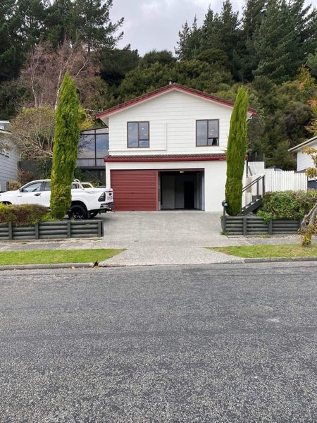 18 Trelawney Road, Wainuiomata, Lower Hutt - Carousel 1