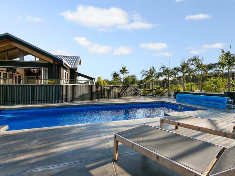 57 Rautahi Terrace, Albany - Carousel 1