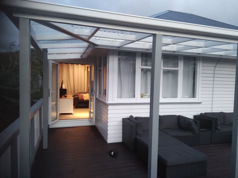 6 Maher Place, Ranui, Porirua - Carousel 1