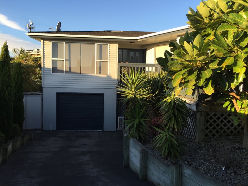 57 Eskdale Road, Papakowhai, Porirua - Carousel 1