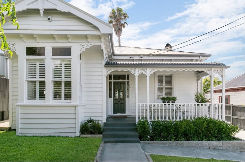 13 Normans Hill Road, Onehunga, Auckland - Carousel 1