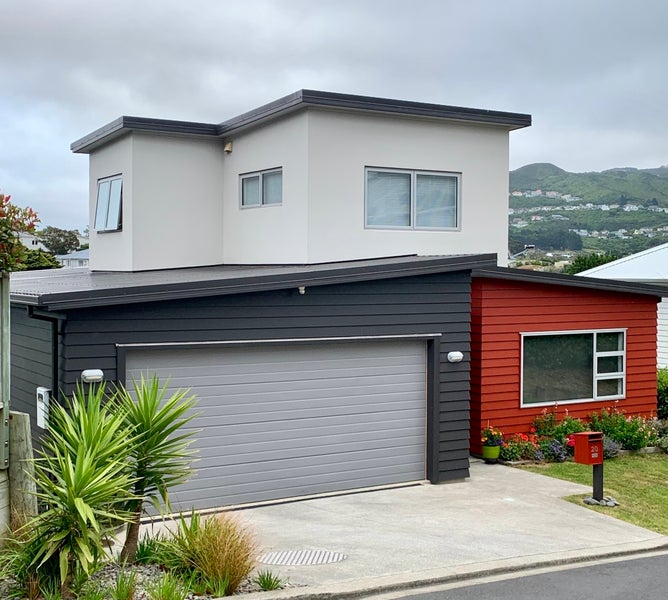 20 Cresswell Place, Johnsonville, Wellington - Carousel 1