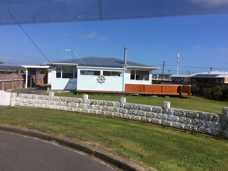 62 Edinburgh Terrace, Foxton Beach, Foxton - Carousel 1
