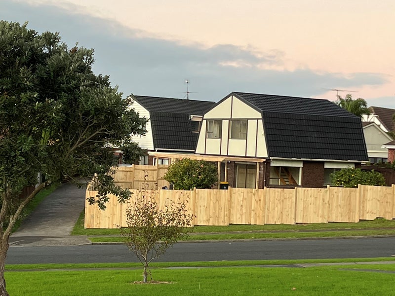 1/19 Galloway Crescent, Farm Cove, Auckland - Carousel 1