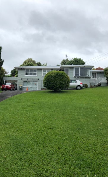 60 Valonia Street, New Windsor, Auckland - Carousel 1