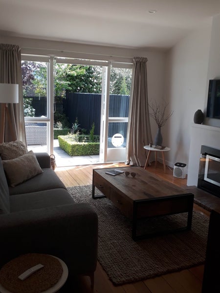 3/4 Garden Road, Merivale, Christchurch - Carousel 1