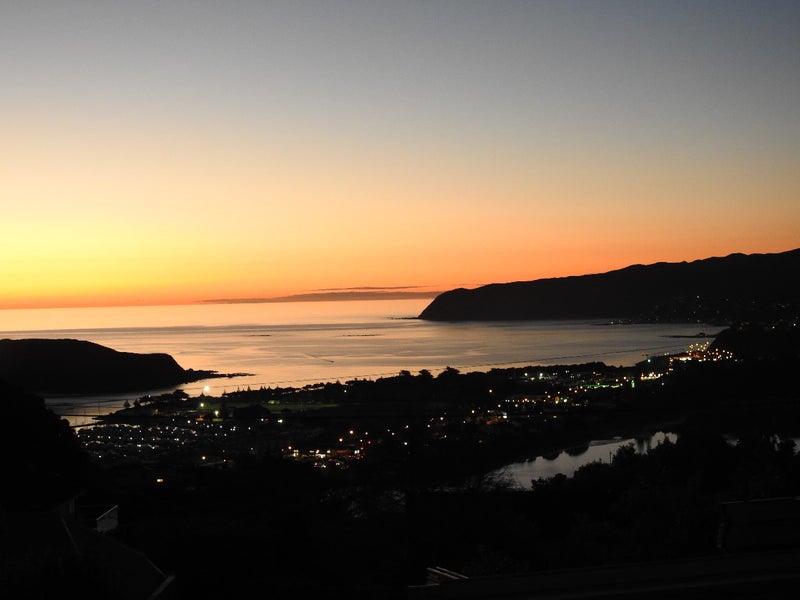 88 Kahu Road, Paremata, Porirua - Carousel 1