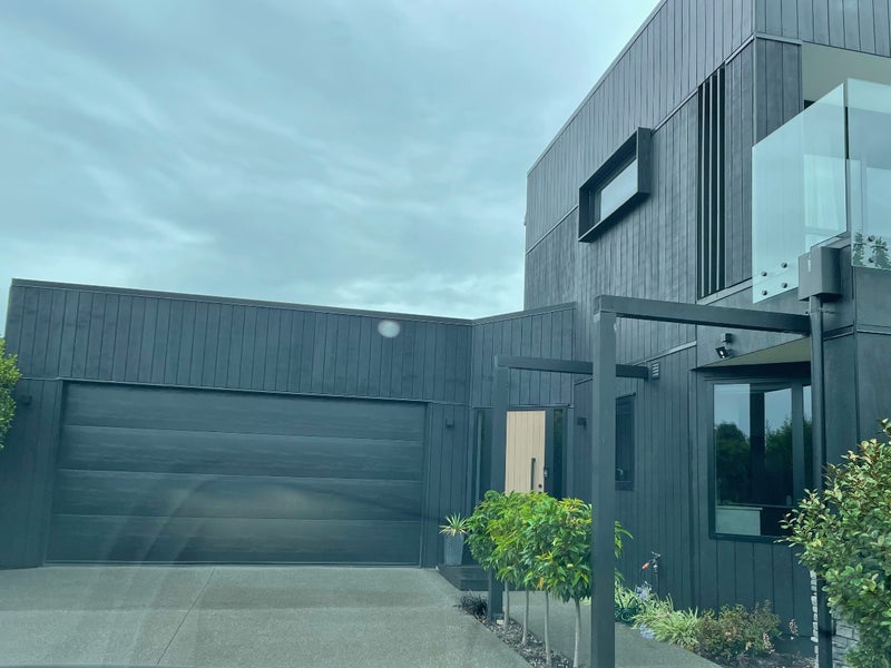 1 Croftfield Place, Westmorland, Christchurch - Carousel 1