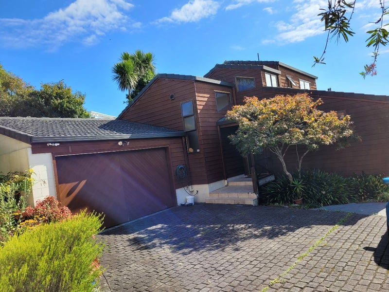 1/295 East Coast Road, Mairangi Bay, Auckland - Carousel 1