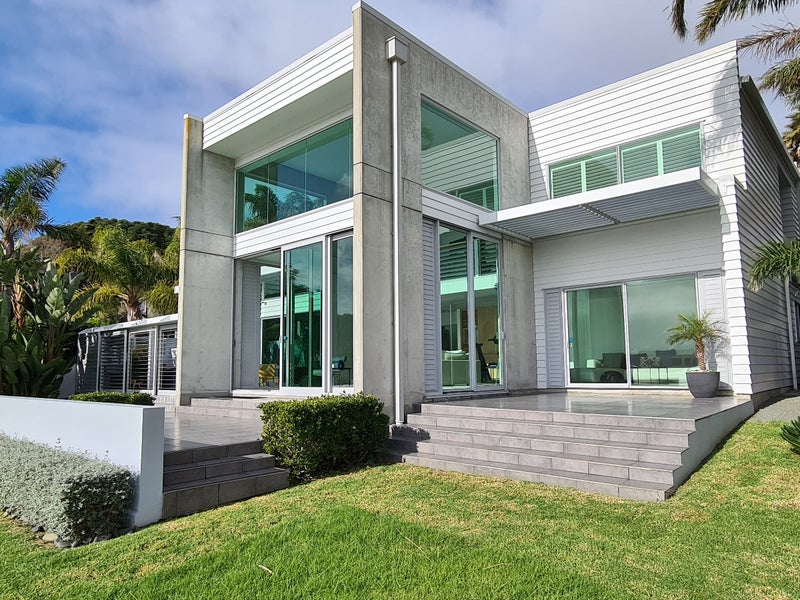 11 Highland Lass Place, Langs Beach, Waipu - Carousel 1