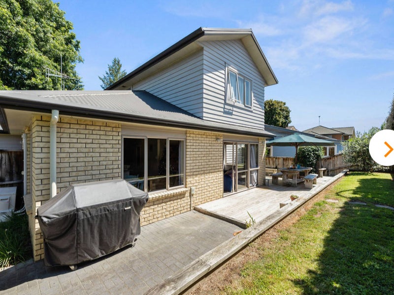 152 Clarkin Road, Fairfield, Hamilton - Carousel 1