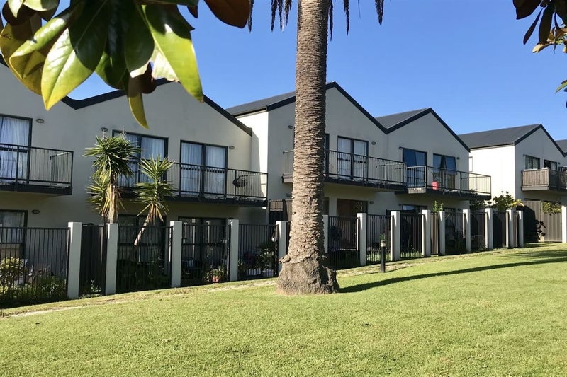 32/437B Albany Highway, Albany, Auckland - Carousel 1