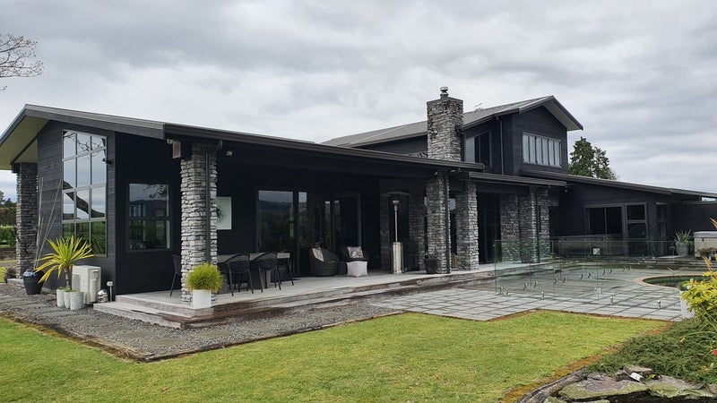 224 Omanawa Road, Tauranga - Carousel 1