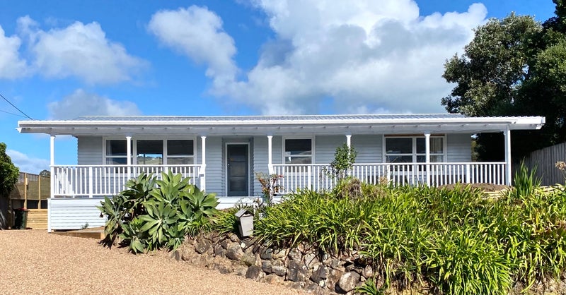 60 Mako Street, Oneroa, Waiheke Island - Carousel 1