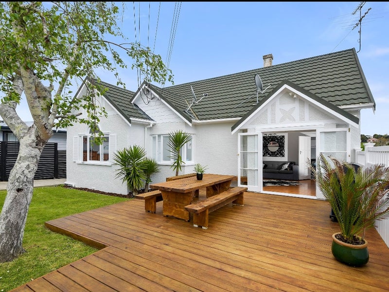 75A Atkin Avenue, Mission Bay, Auckland - Carousel 1
