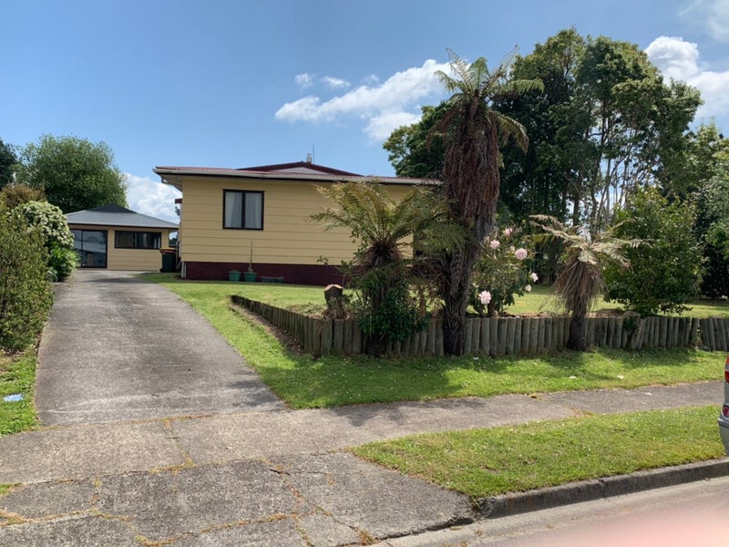 46 Sequoia Crescent, Owhata, Rotorua - Carousel 1