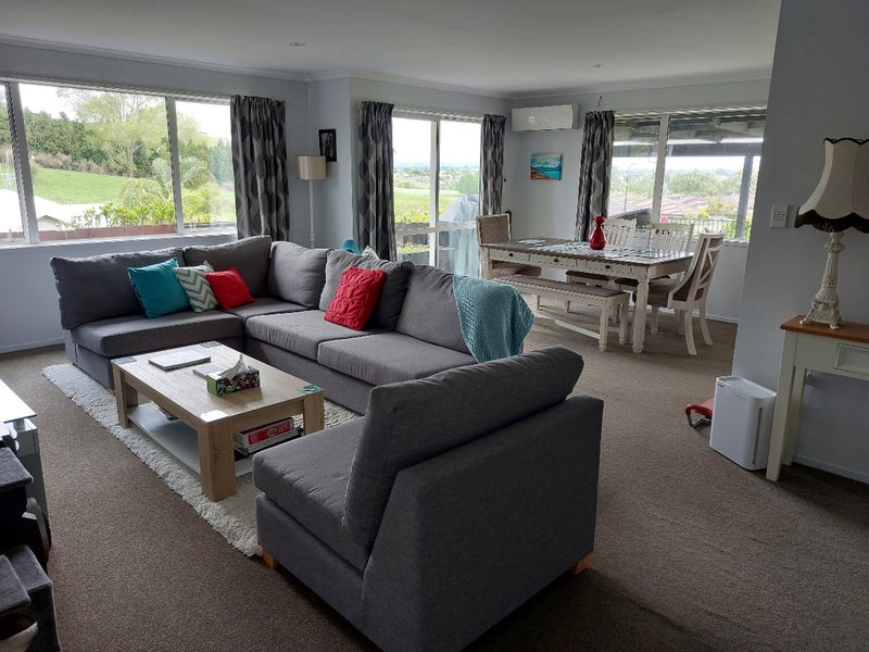 23 Falcon Drive, Welcome Bay, Tauranga - Carousel 1