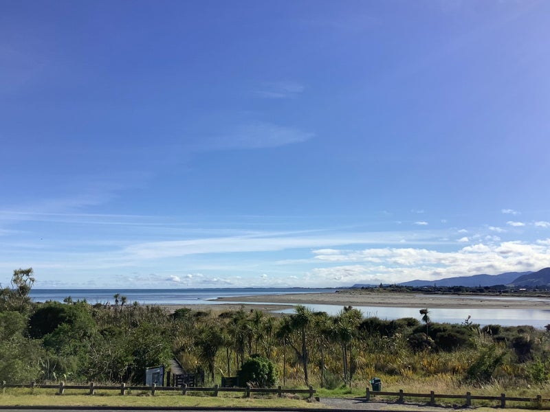 258 Manly Street, Paraparaumu Beach, Paraparaumu - Carousel 1