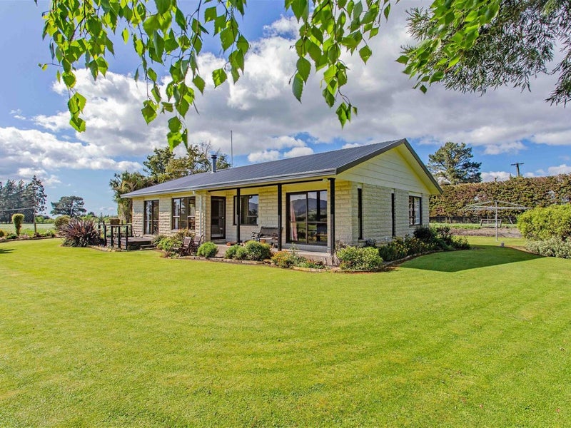 432 Island Road, View Hill, Oxford - Carousel 1