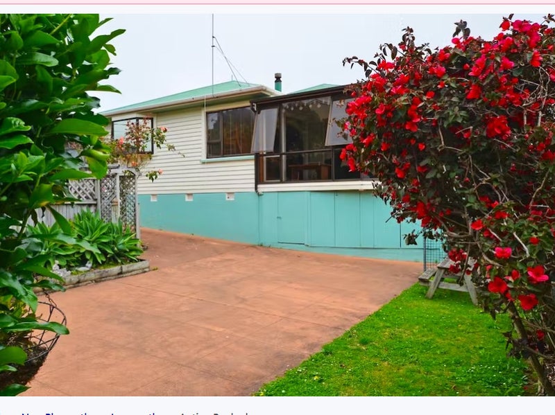 3 Moulton Street, Moturoa, New Plymouth - Carousel 1