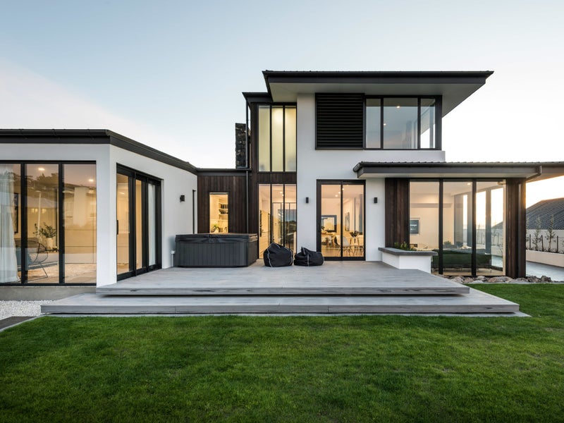 6 Parkridge Place, Mount Pleasant, Christchurch - Carousel 1