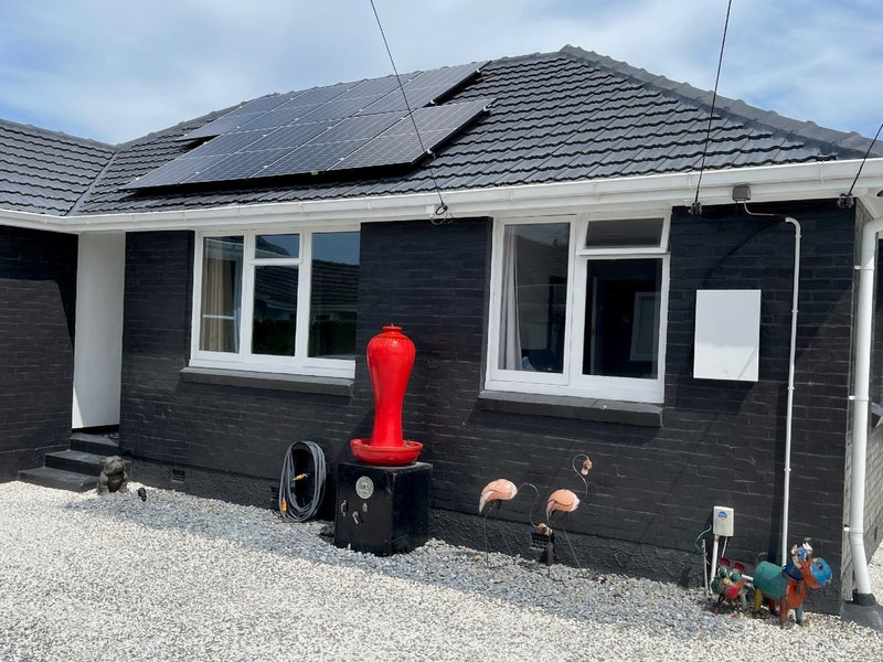 18 Lambeth Crescent, Northcote, Christchurch - Carousel 1