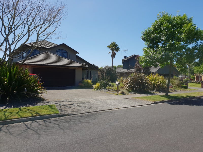 4 Kilmuir Place, Rototuna, Hamilton - Carousel 1