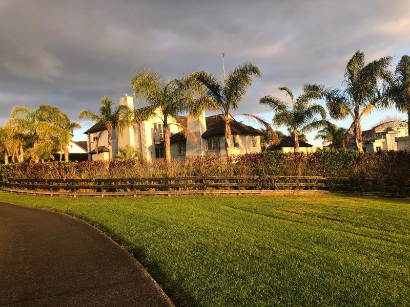 35 Langford Place, Albany - Carousel 1
