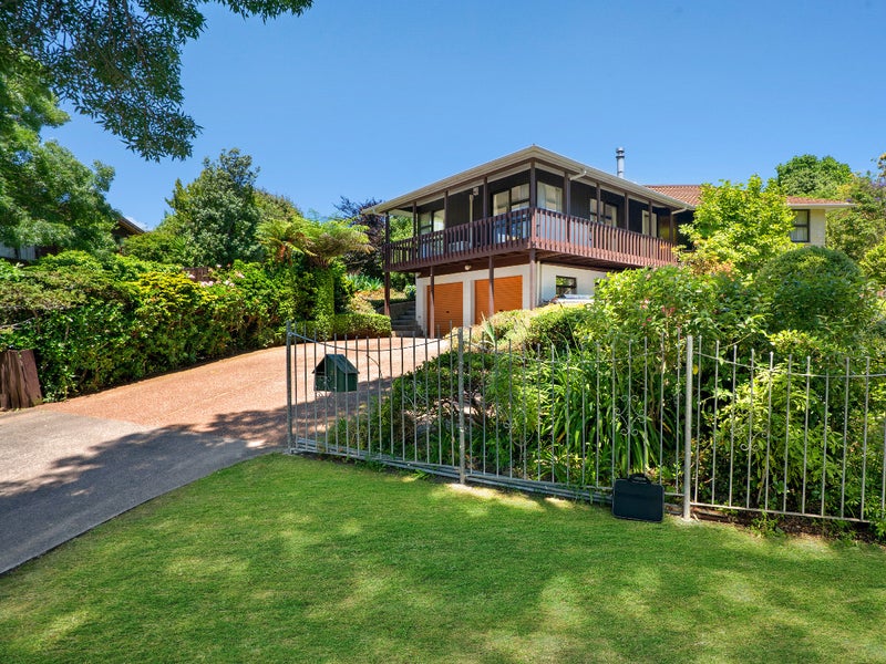 31 Derrimore Heights, Clover Park, Auckland - Carousel 1