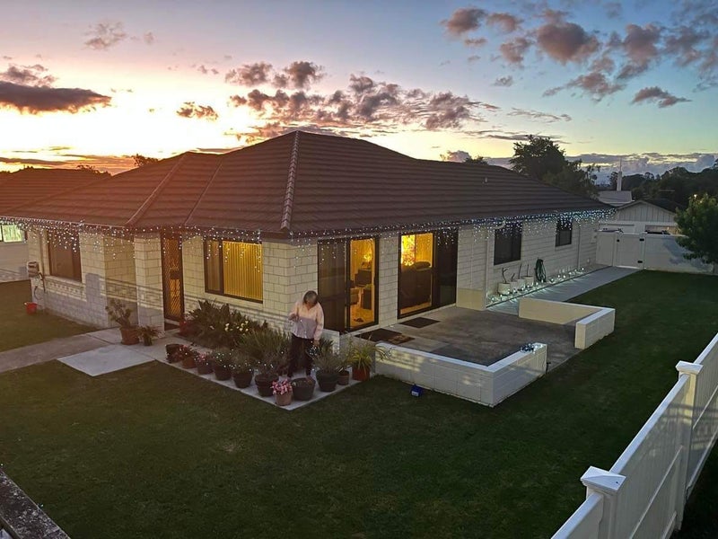 2023 Wade Lane, Temple View, Hamilton - Carousel 1