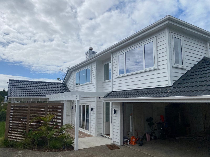 35A Finch Street, Morningside, Auckland - Carousel 1