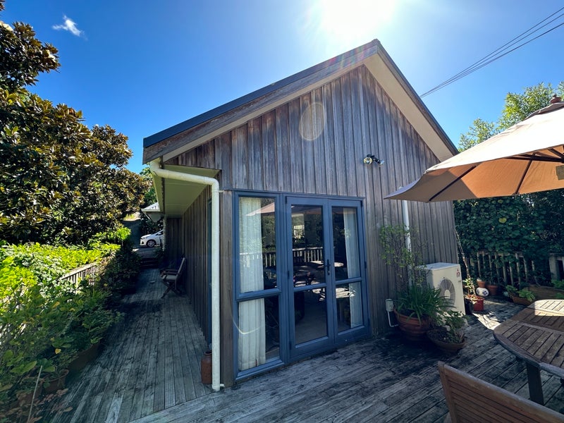 2/24 Colmar Road, Mellons Bay, Manukau - Carousel 1