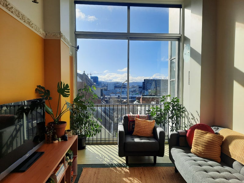 2Q/51 Webb St, Mount Cook, Wellington - Carousel 1