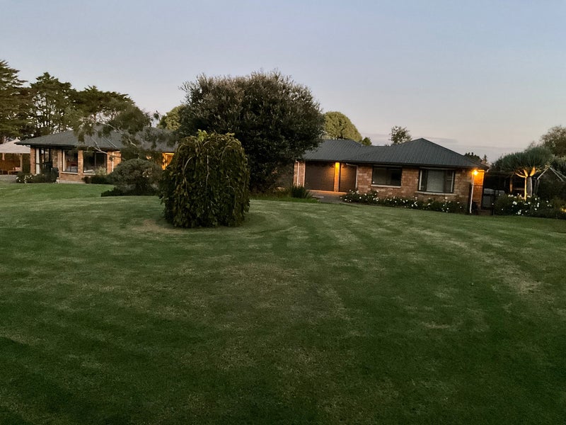 9 Aunceston Rise, Alfriston, Auckland - Carousel 1