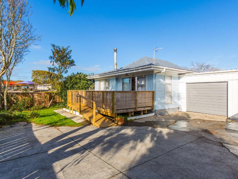 2/10 Dorendia Place, Manurewa, Manukau - Carousel 1