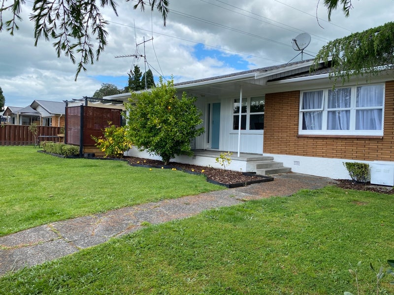 73 Alderson Road, Fairview Downs, Hamilton - Carousel 1