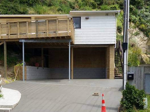 143 Happy Valley Road, Owhiro Bay, Wellington - Carousel 1