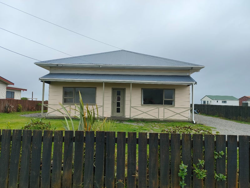 30 Doyle Street, Blaketown, Greymouth - Carousel 1