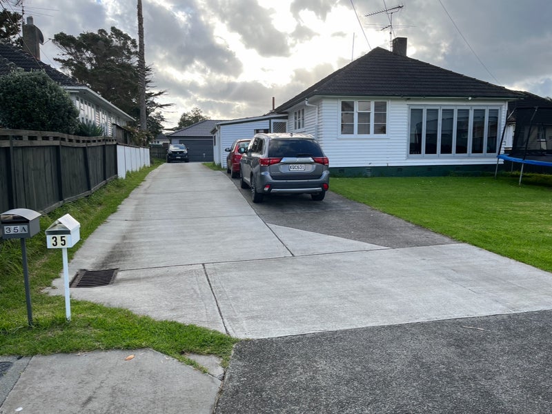 35 Dunkirk RD, Panmure, Auckland - Carousel 1