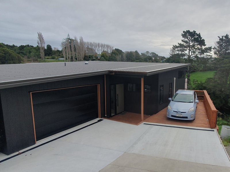 63A Heta Road, Highlands Park, New Plymouth - Carousel 1