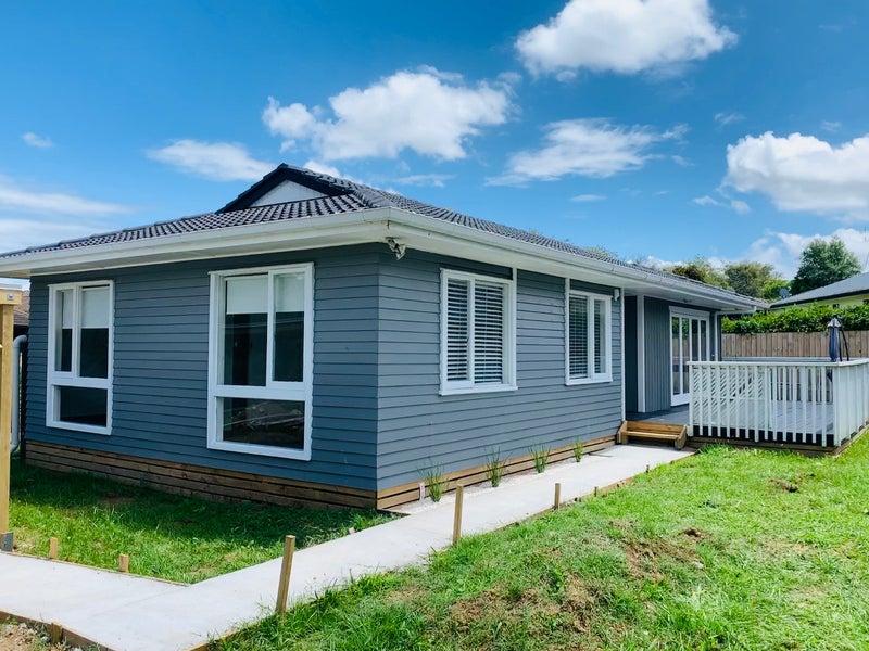 11 High Street, Pokeno - Carousel 1